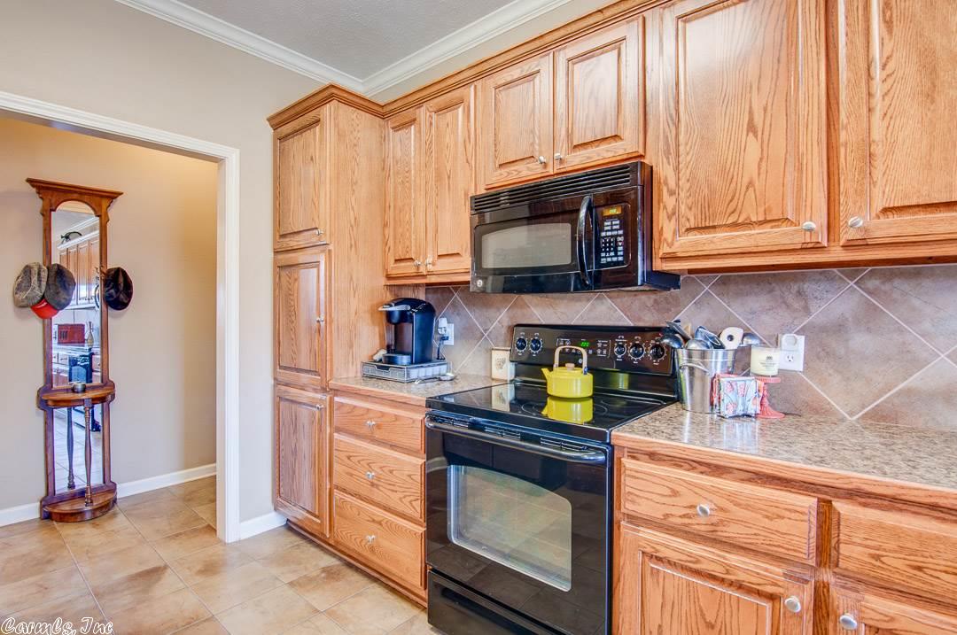 1620 Hosta, Conway, AR 72034 photo 8