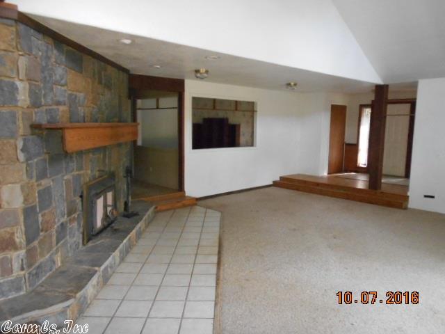 693 Polk 42, Mena, AR 71953 photo 4