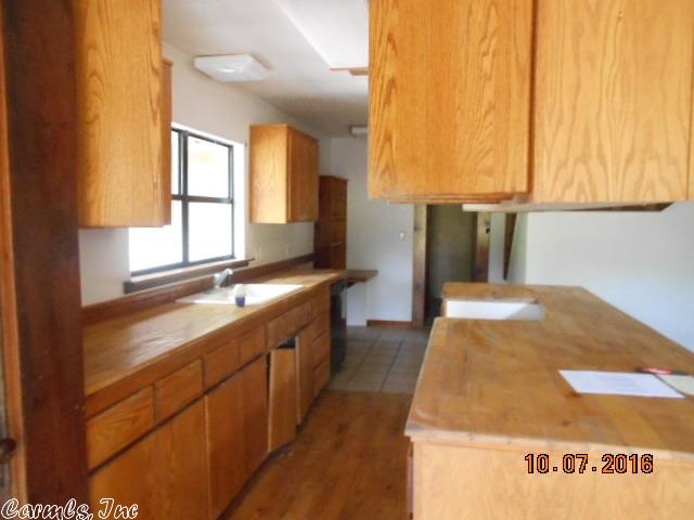 693 Polk 42, Mena, AR 71953 photo 7