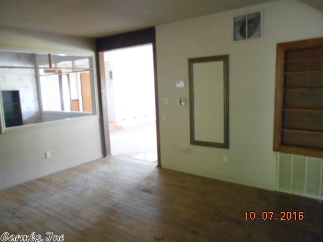693 Polk 42, Mena, AR 71953 photo 16
