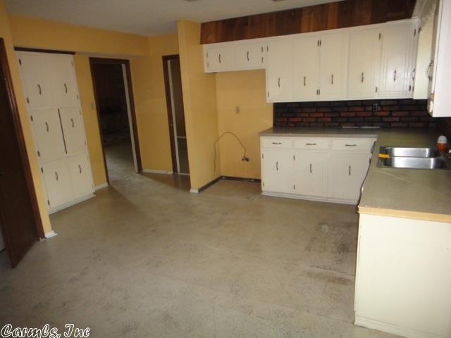 208 Berkshire Cir, Jacksonville, AR 72076 photo 9