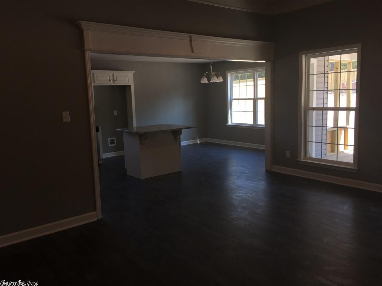3942 Hampton Dr, Benton, AR 72019 photo 4