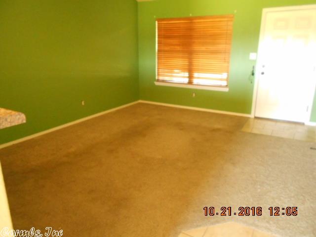 689 Peyton St, Ward, AR 72176 photo 4