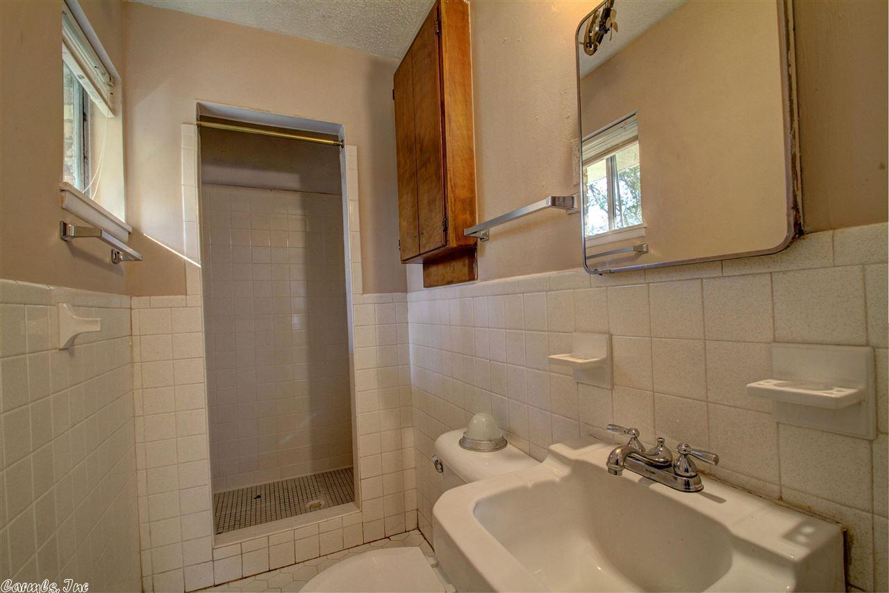 905 Gregory, Jacksonville, AR 72076 photo 32