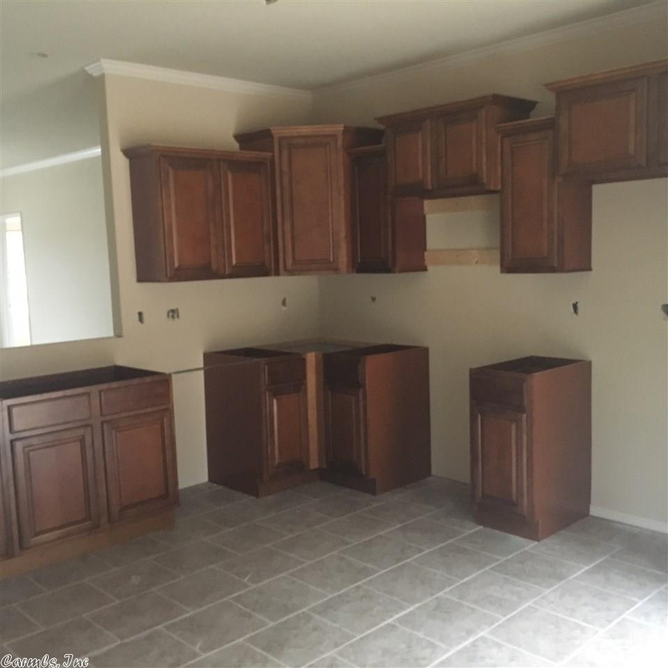 304 Crossing Ct, Bryant, AR 72022 photo 6