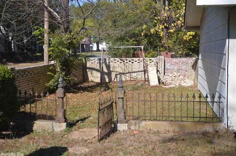 101 Park Pl, Pine Bluff, AR 71601 photo 4