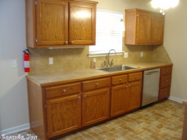 106 Willow Point Dr, Benton, AR 72015 photo 11