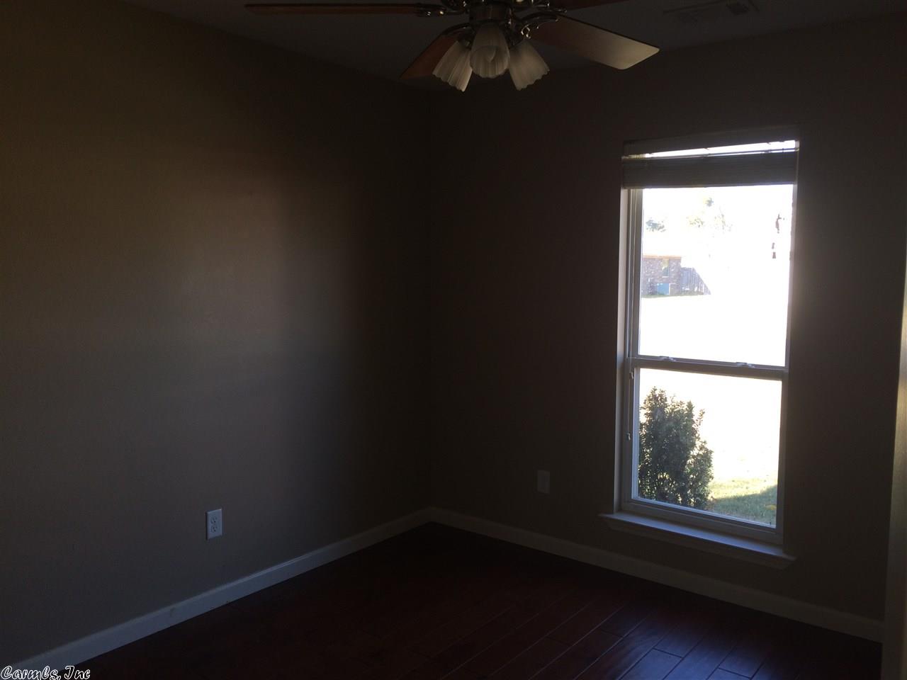 12 Bishop Ln, Conway, AR 72032 photo 11