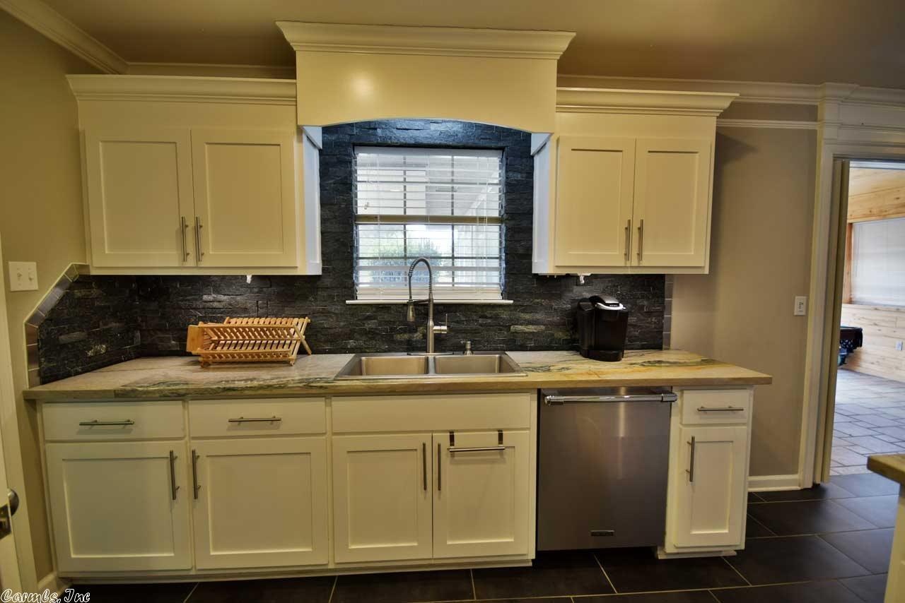 5015 W Tyler, Conway, AR 72034 photo 13