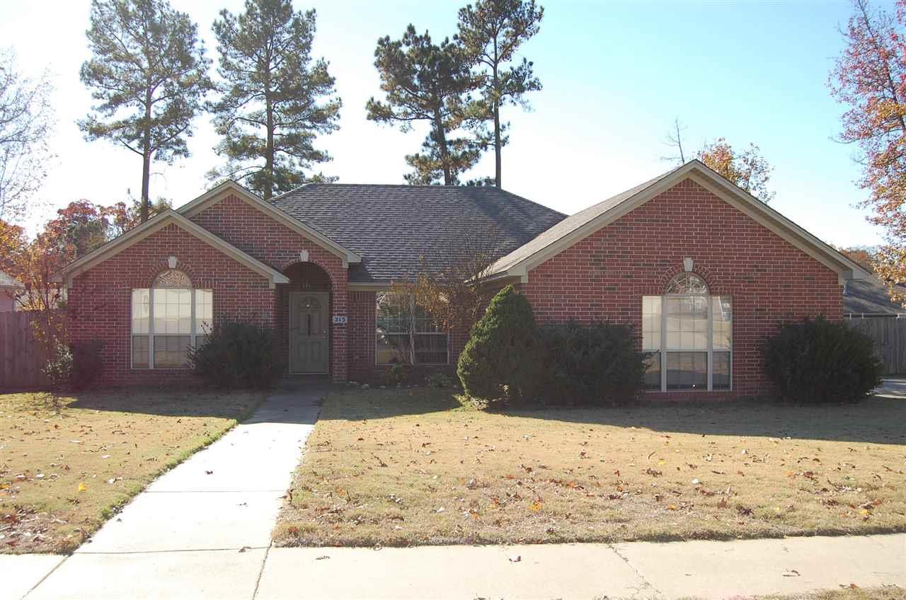 215 Brookside Dr, Bryant, AR 72022 photo 1