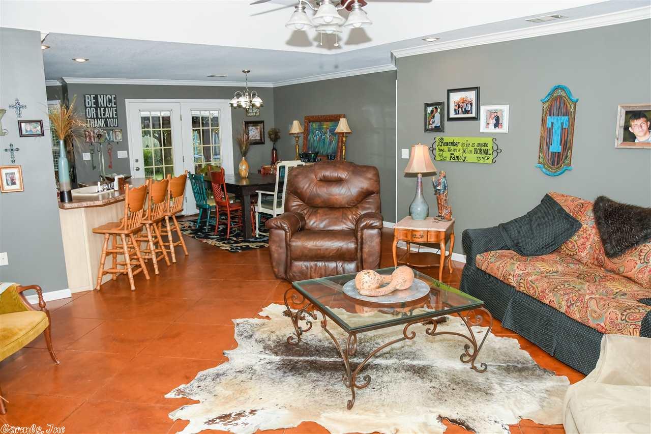 1225 Nancy, Trumann, AR 72472 photo 4