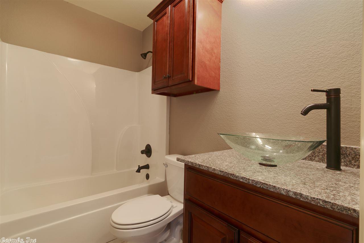 371 Bobwhite Holw, Lonoke, AR 72086 photo 34