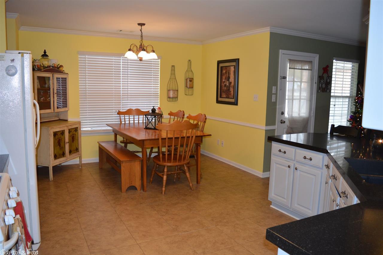1209 Pleasant Pointe Cir, Bryant, AR 72022 photo 9