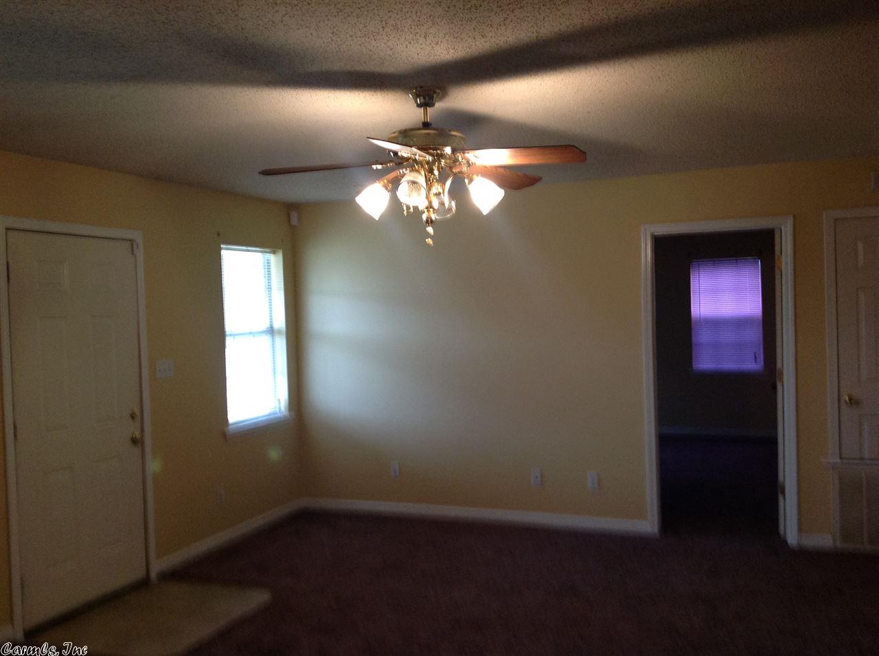 1010 E 10th Ave, Pine Bluff, AR 71601 photo 2