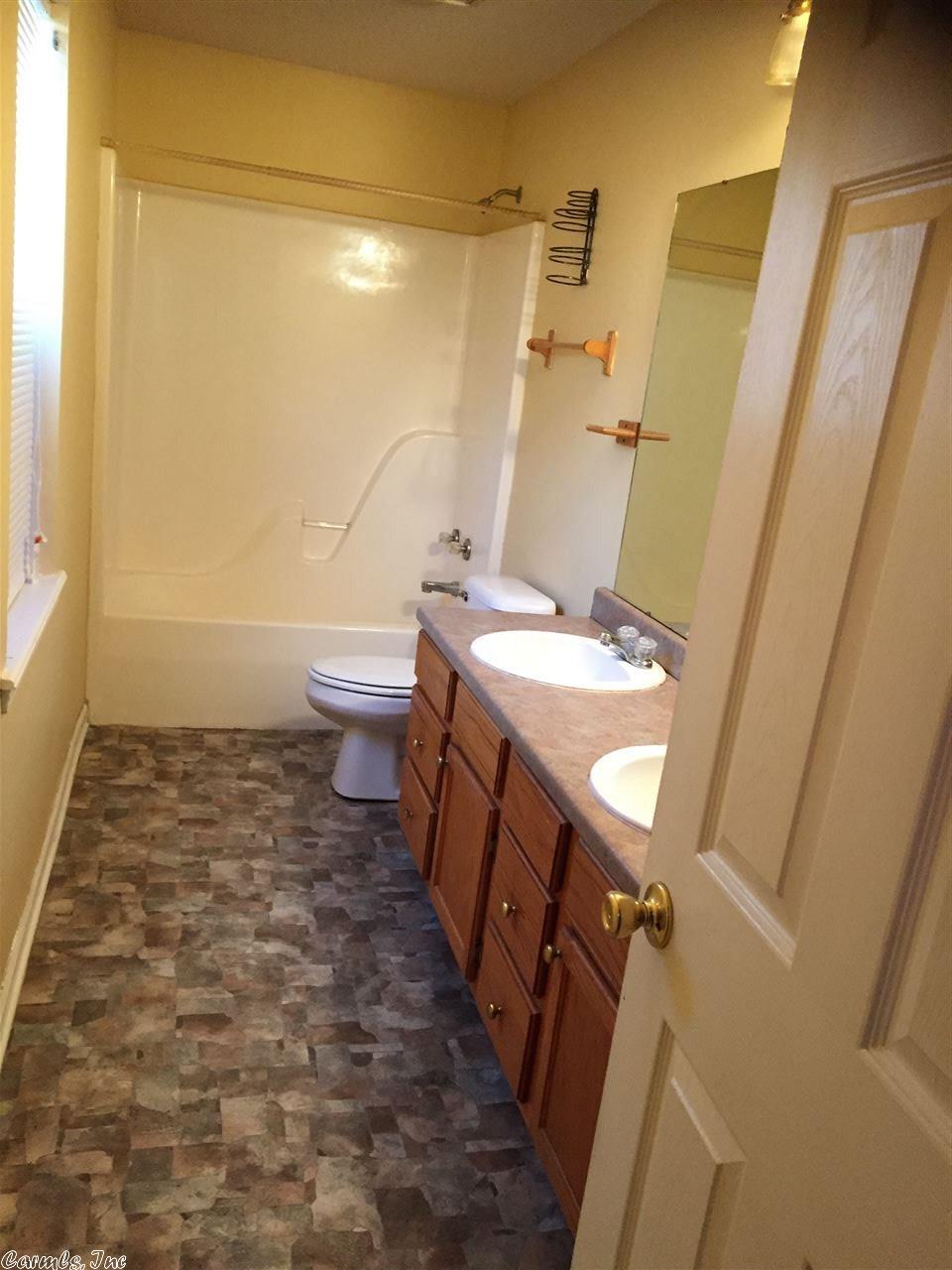 1010 E 10th Ave, Pine Bluff, AR 71601 photo 10