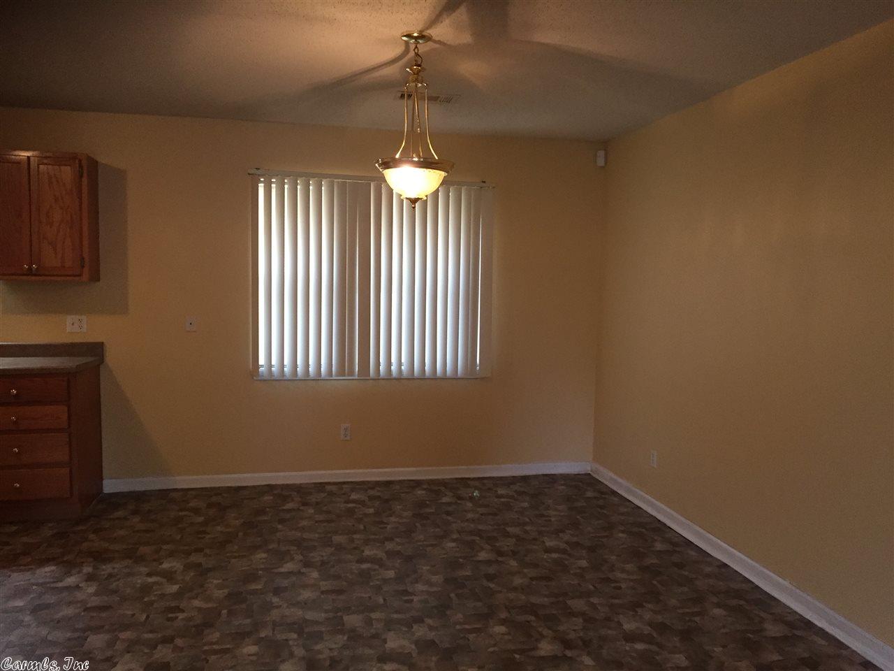 1010 E 10th Ave, Pine Bluff, AR 71601 photo 4