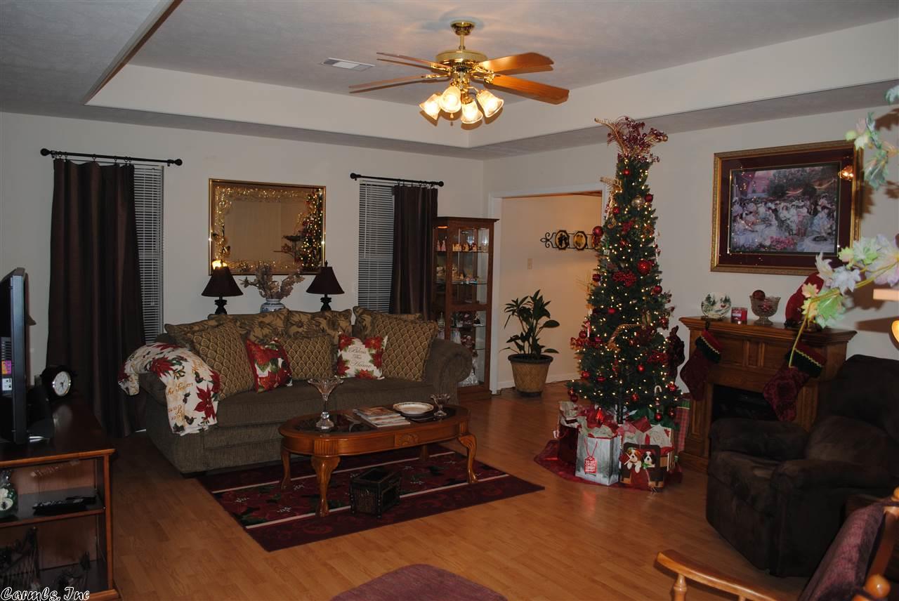 4630 Thompson St, Conway, AR 72034 photo 3