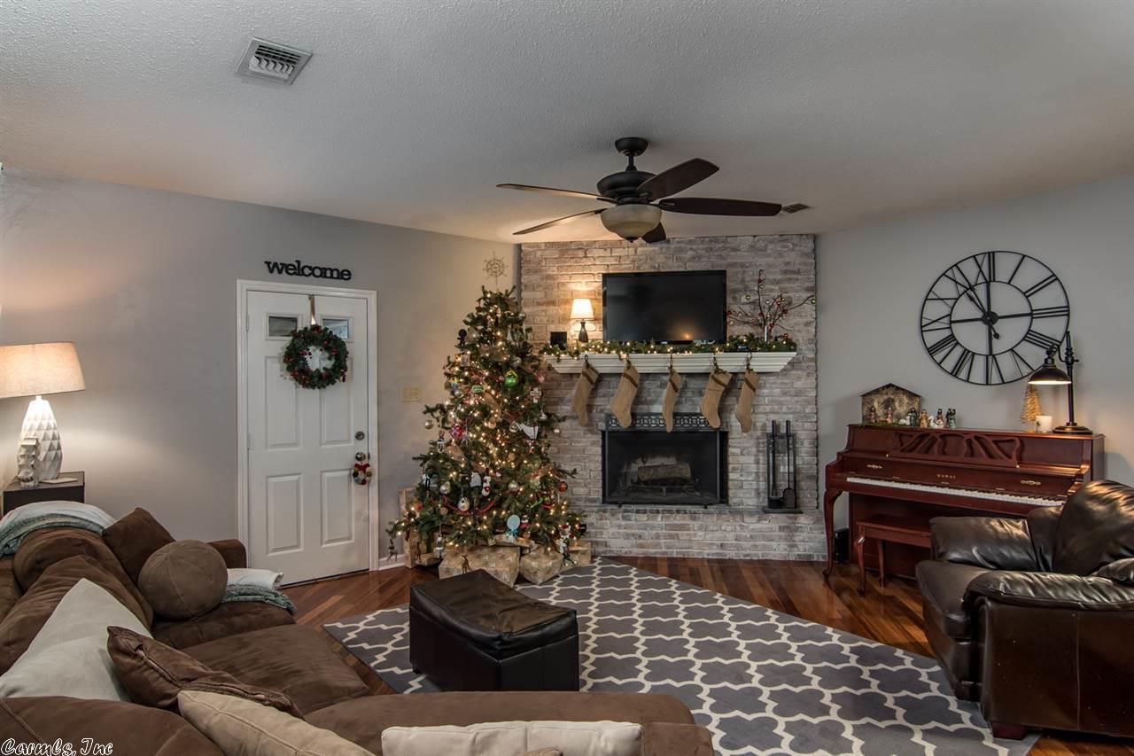47 Yazoo Cir, Maumelle, AR 72113 photo 7