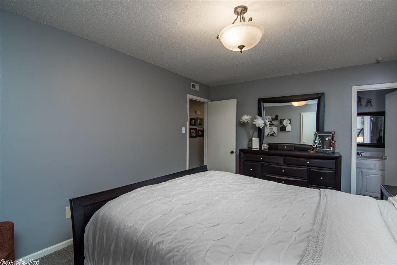 47 Yazoo Cir, Maumelle, AR 72113 photo 15