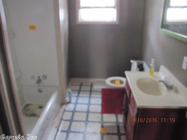 501 SW 3rd St, Corning, AR 72422 photo 5