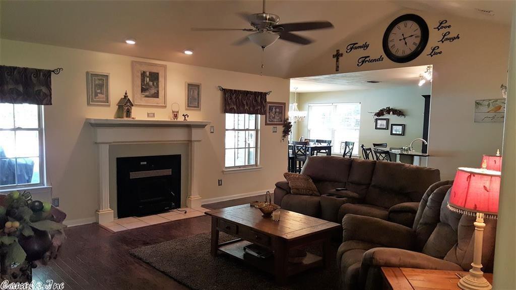 45 Pleasant Meadows Cv, Cabot, AR 72023 photo 4