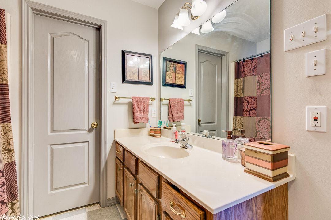 1690 Highpoint, Conway, AR 72034 photo 14