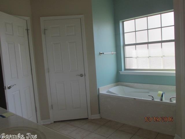 3209 Longmeadow Dr, Bryant, AR 72022 photo 8