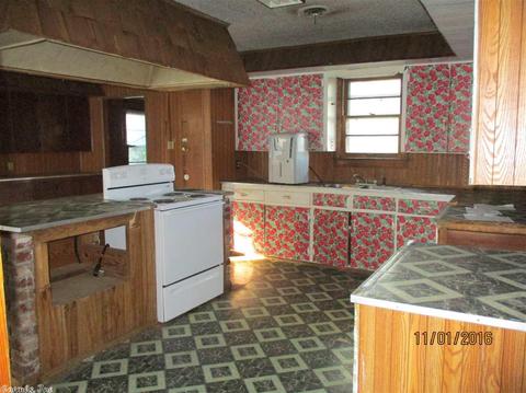 3109 Tulip St, Pine Bluff, AR 71603 photo 5