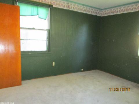 3109 Tulip St, Pine Bluff, AR 71603 photo 13