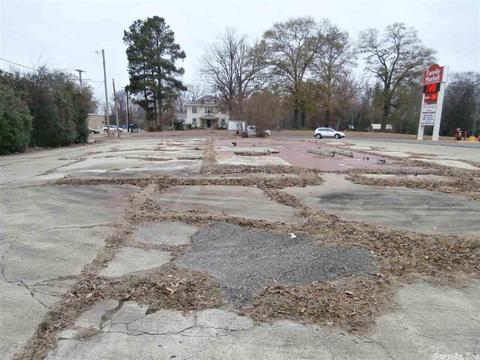 415 E Page Ave, Malvern, AR 72104 photo 3