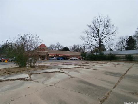 415 E Page Ave, Malvern, AR 72104 photo 4