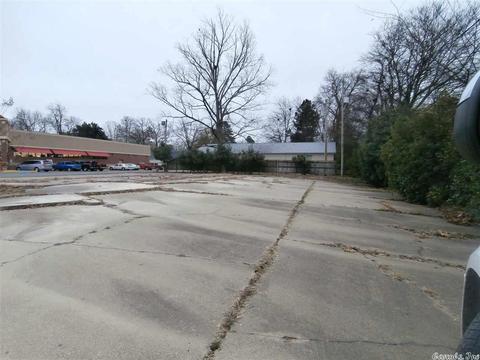 415 E Page Ave, Malvern, AR 72104 photo 2