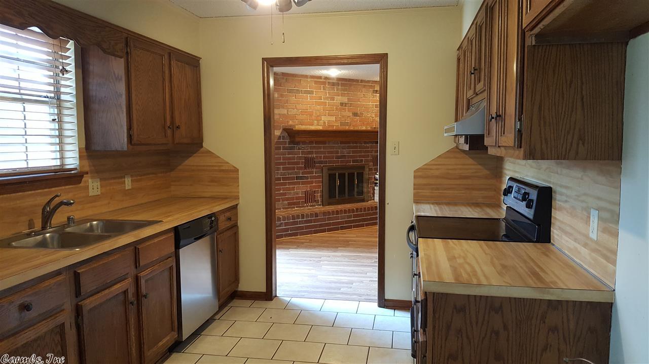 3188 Stacy Dr, Conway, AR 72034 photo 6