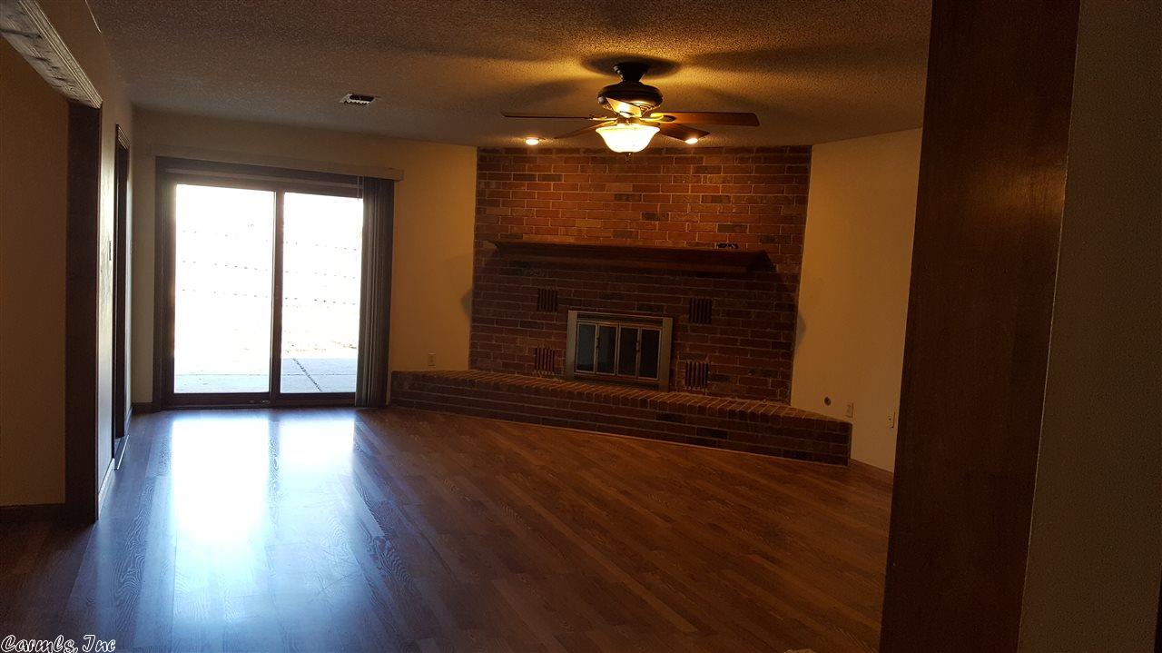 3188 Stacy Dr, Conway, AR 72034 photo 2
