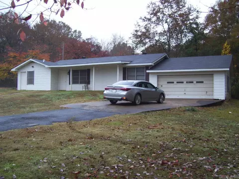 113 W 8th St, Ashdown, AR 71822 photo 3