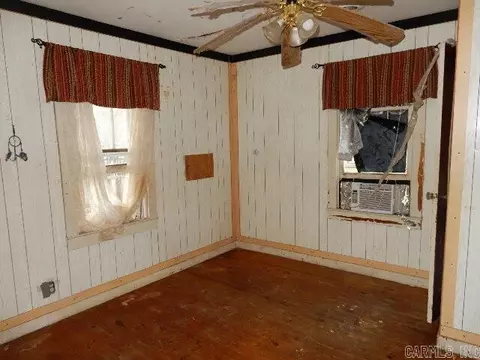 658 E Davis St, Piggott, AR 72454 photo 4