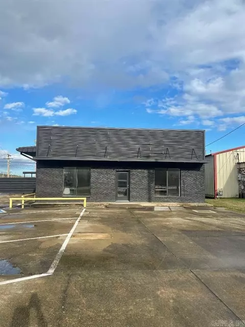 1360 S Constitution, Ashdown, AR 71822 photo 1