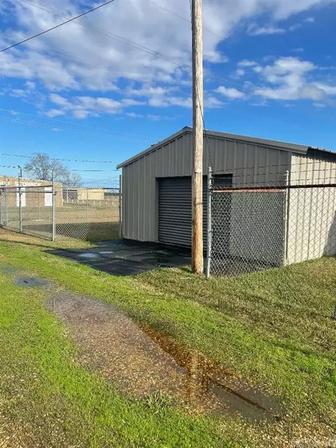 1360 S Constitution, Ashdown, AR 71822 photo 16