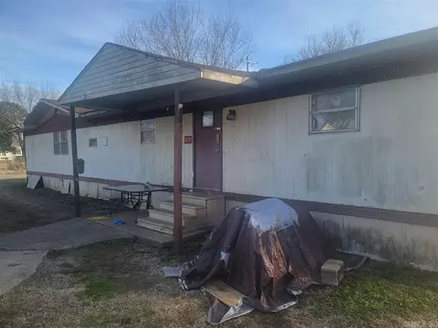 516 S Spruce St, Paris, AR 72855 photo 1