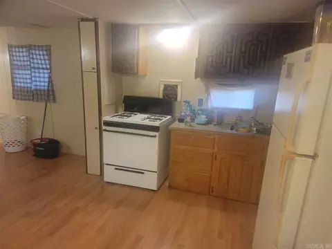 516 S Spruce St, Paris, AR 72855 photo 9