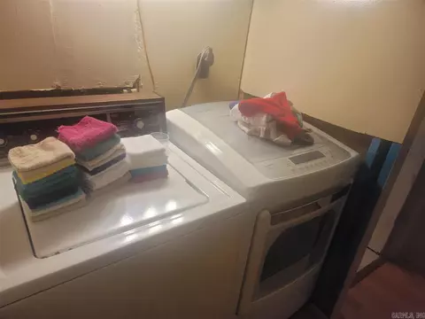 516 S Spruce St, Paris, AR 72855 photo 6