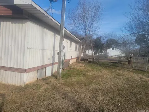 516 S Spruce St, Paris, AR 72855 photo 10