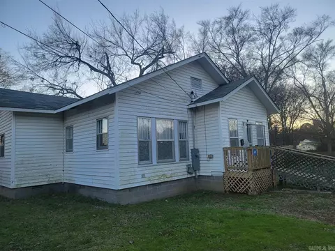 408 E Wood, Paris, AR 72855 photo 2