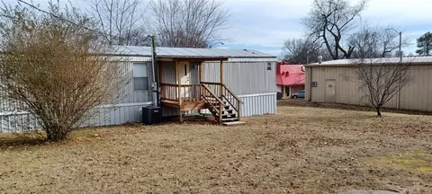 1611 W School St, Ozark, AR 72949 photo 4