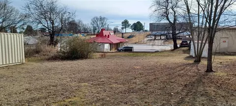 1611 W School St, Ozark, AR 72949 photo 3