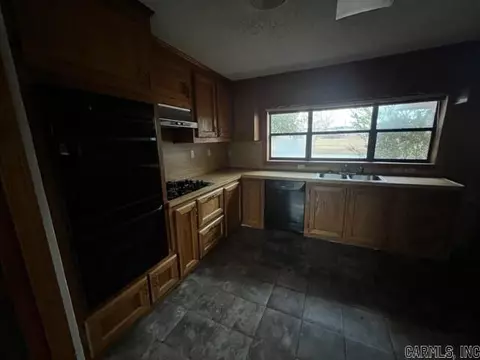 201 W Beech, Junction City, AR 71749 photo 7