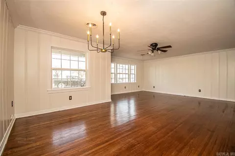 505 E 12th St, Smackover, AR 71762 photo 4