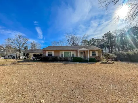 327 Sharp Ave, Camden, AR 71701 photo 1