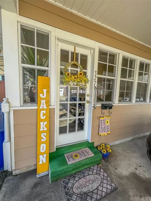327 Sharp Ave, Camden, AR 71701 photo 2