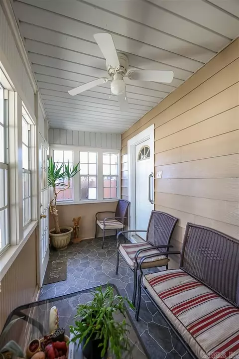 327 Sharp Ave, Camden, AR 71701 photo 3